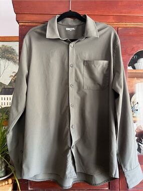 32° Cool Olive Green Performance Shirt